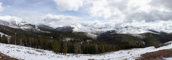 Snowy Mountain American Landscape Yellowstone National Park Wyoming United States — ストック写真