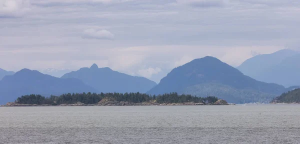 Howe Sound Islands Canadian Mountain Landscape Background Taken West Vancouver — Zdjęcie stockowe