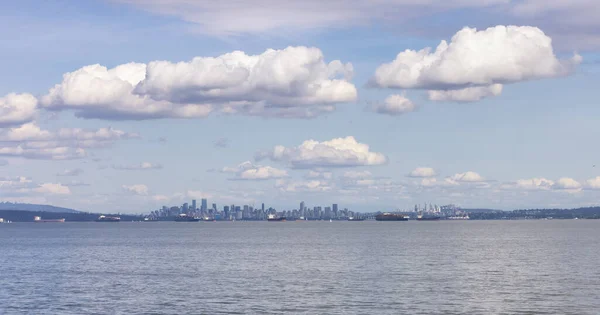 Downtown City Skyline Industrial Cargo Ships Sunny Cloudy Day Vancouver — Photo