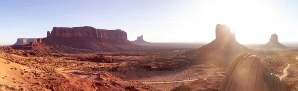 Desert Rocky Mountain American Landscape Sunny Morning Sunrise Oljato Monument — Fotografia de Stock