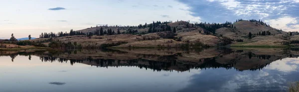 Panoramic View Small Lake Canadian Landscape Vernon Okanagan British Columbia — 图库照片