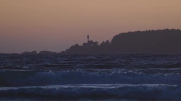 Waves Pacific Ocean Rocky Beach West Coast Sunny Summer Sunset — 图库视频影像