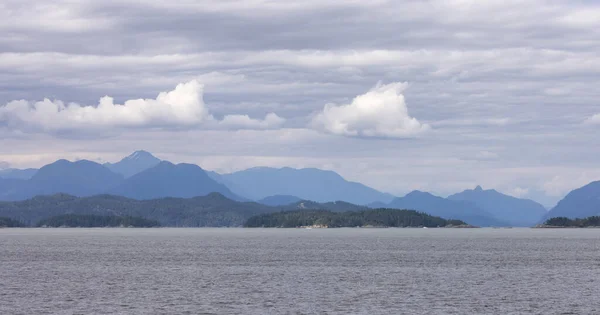 Howe Sound Islands Canadian Mountain Landscape Background Поруч Західним Ванкувером — стокове фото