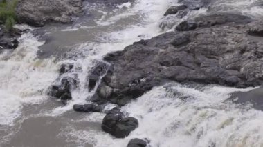 Amerikan Dağları 'ndaki Şelale. Bahar sezonu. Palouse Falls Eyalet Parkı, Washington, Amerika Birleşik Devletleri. Doğa Arkaplanı