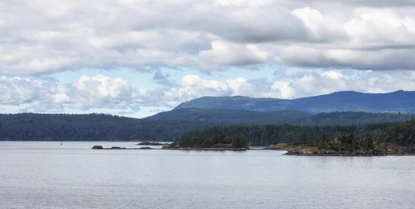 Canadian Landscape Ocean Mountains Summer Season Gulf Islands Vancouver Island — 스톡 사진