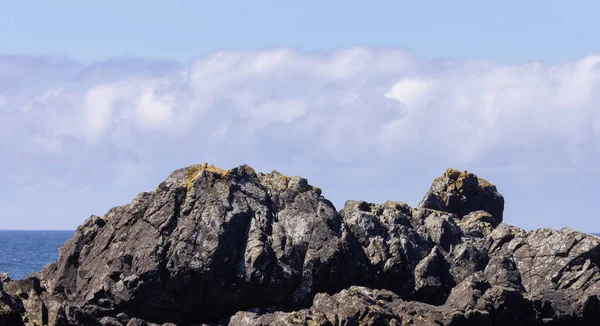 Rugged Rocks Rocky Shore West Coast Pacific Ocean Summer Morning — Zdjęcie stockowe