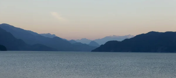 Harrison Lake Sunny Summer Morning Sunrise Canadian Nature Landscape Background — Stockfoto