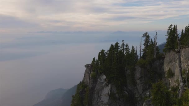 Paisaje Montaña Canadiense Costa Oeste Del Océano Pacífico Atardecer Dramático — Vídeos de Stock