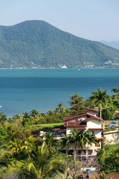 Hermosa Vista Desde Cima Colina Pequeña Aldea Isla Tropical Ilhabela — Foto de Stock