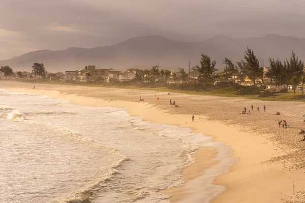 Hermosa Vista Atardecer Playa Tropical Praia Vila Saquarema Río Janeiro —  Fotos de Stock