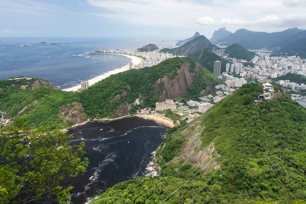Krásný Výhled Sugar Loaf Oceánské Zelené Deštné Pralesy Rio Janeiro — Stock fotografie