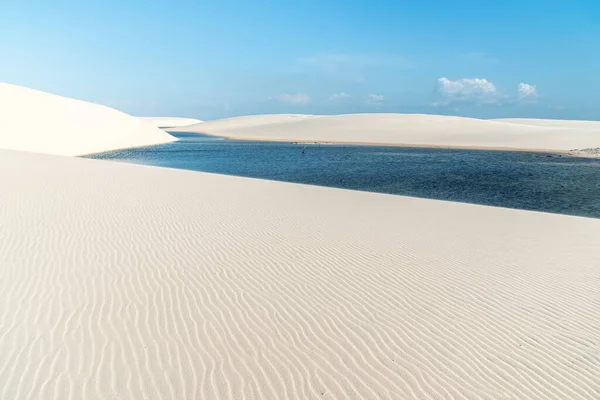 Bela Vista Para Lagoa Águas Pluviais Azuis Dunas Areia Branca — Fotografia de Stock