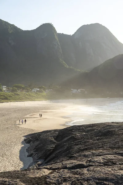 Hermosa Vista Salvaje Playa Tropical Itacoatiara Luz Mañana Niteri Río — Foto de Stock