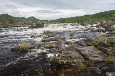 Chapada dos Veadeiros, Brezilya 'da cerrado şelalesi manzarası