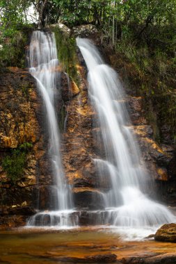 Chapada dos Veadeiros, Brezilya 'da cerrado şelalesi manzarası