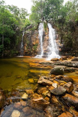 Chapada dos Veadeiros, Brezilya 'da cerrado şelalesi manzarası