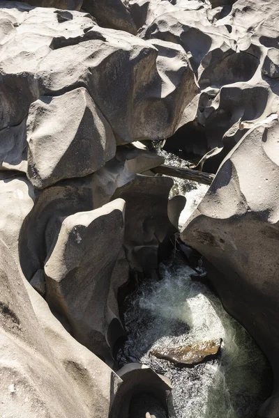 Beautiful View Wild Rocky Valley Waterfall Chapada Dos Veadeiros Gois — ストック写真