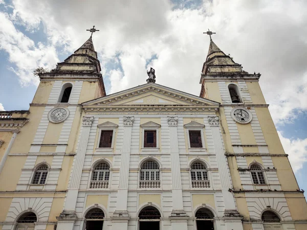 Bella Vista Sulla Facciata Della Vecchia Chiesa Nel Centro Storico — Foto Stock