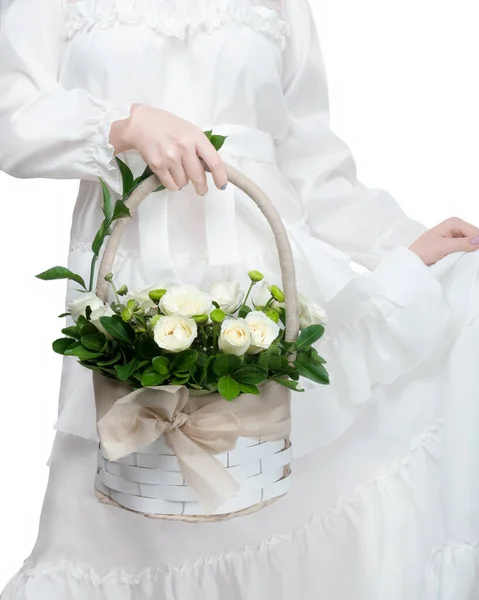 Bride White Dress Basket Roses Her Hands — Stockfoto