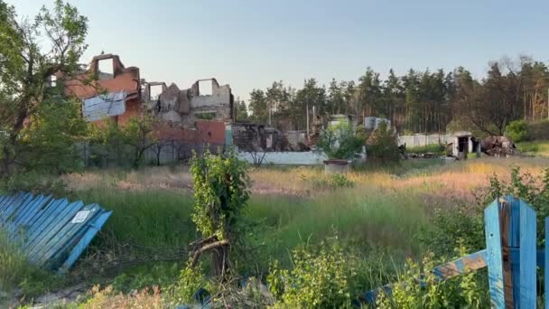 Boombed Village Kyiv Ukraine 2022 Ruins Russian Aggression Military Invasion — Stok video