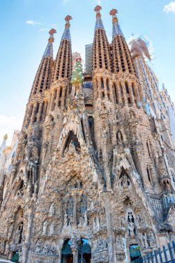 Tamamlanmamış kutsal aile cephesi 