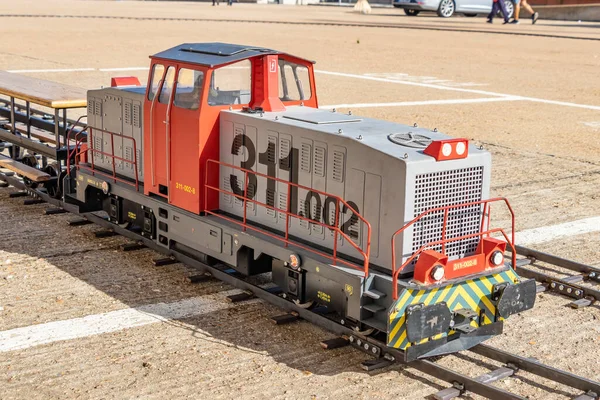 50英寸柴油火车模型在模型火车展览 浅场宏观摄影 — 图库照片