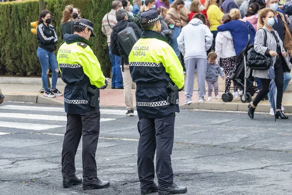 Huelva Spanyolország 2021 Október Spanyol Rendőrség Visszapillantása Helyi Rendőrség Emblémával — Stock Fotó