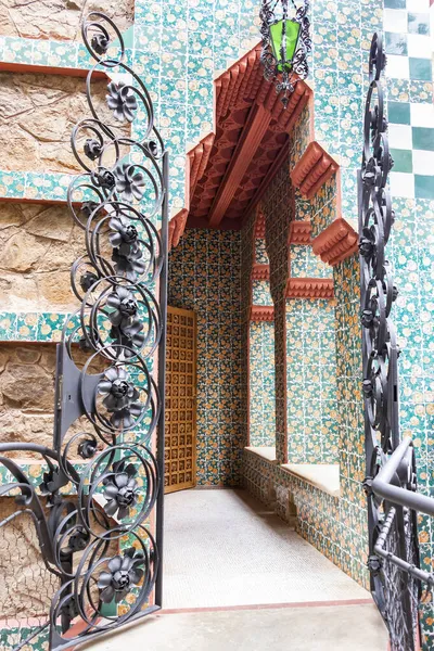 Puerta Entrada Casa Vicens Barcelona Primera Obra Maestra Antoni Gaudí —  Fotos de Stock