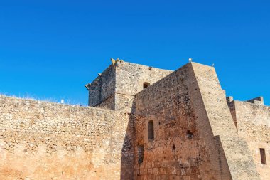 Huelva, Endülüs, İspanya 'daki Niebla kalesinin savunma duvarlarının görüntüsü