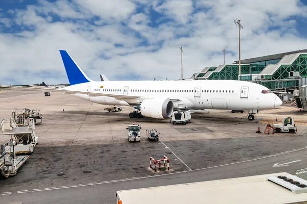 Airplane Preparing Take Flight Airport — Stockfoto