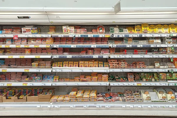 Huelva Spain May 2022 Shelf Packaged Sausages Carrefour Supermarket Huelva — Stock Photo, Image
