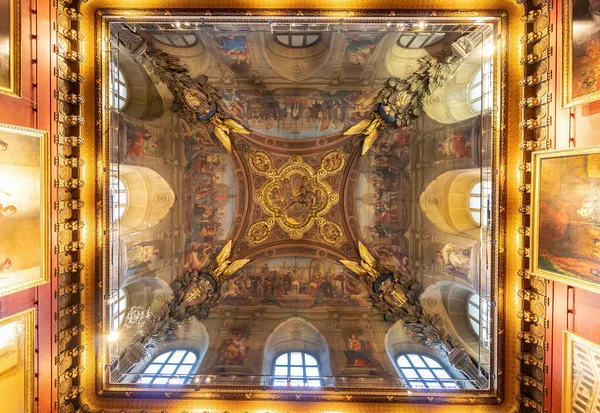 Paris France March 2018 Detail Decorated Ceiling Parisian Louvre Museum — Stock Photo, Image