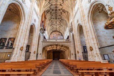 Salamanca - 10 Eylül 2017: Salamanca, Kastilya ve Leon, İspanya 'daki Saint Esteban manastırı