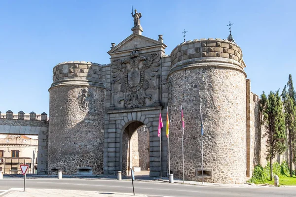 Toledo Kapuja Vagy Puerta Bisagra Nueva Egy Emlékmű Toledóban Spanyolországban — Stock Fotó