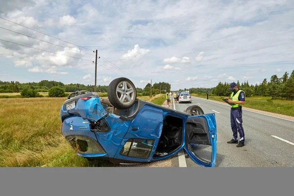 Července 2021 Čisté Lotyšsko Auto Nehodě Silnici Důvodu Nedodržení Vzdálenosti — Stock fotografie