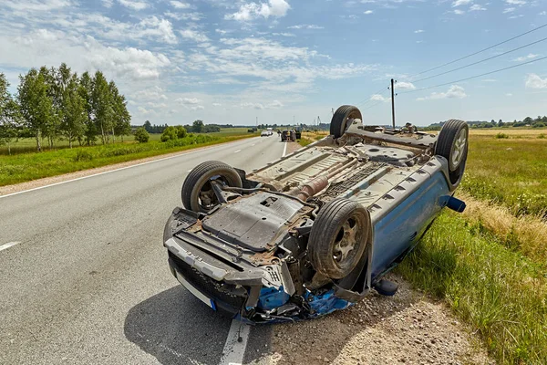 Července 2021 Čisté Lotyšsko Auto Nehodě Silnici Důvodu Nedodržení Vzdálenosti Stock Fotografie