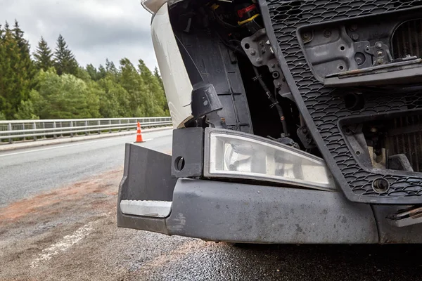 Agosto 2022 Tinuzi Letonia Accidente Automovilístico Una Carretera Camión Después —  Fotos de Stock