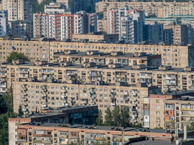 Eski Sovyet binaları. Eski şehir konutları. Sovyet şehri SSCB mimarisi