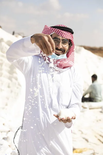 Handsome Arabian Man Salt Standing Salt Mine — Foto Stock