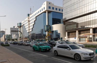 Riyad, Suudi Arabistan, 1 Nisan 2022: Riyad 'ın sokak fotoğrafı