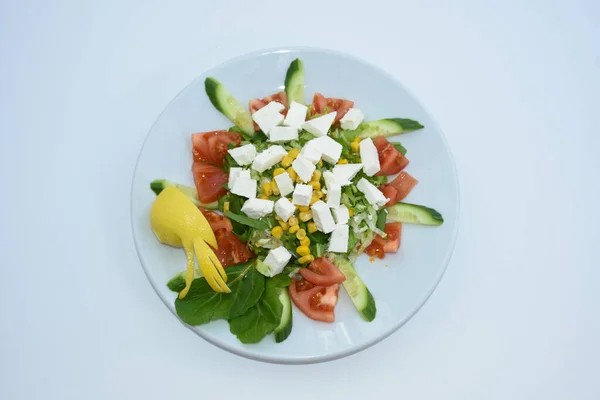 Vista Superior Salada Mediterrânea Com Queijo Tomate Milho Rúcula Pepino — Fotografia de Stock
