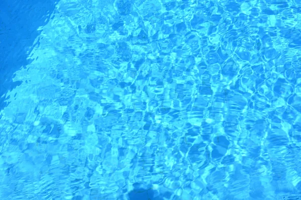 Klares Türkisfarbenes Poolwasser Schwimmbad — Stockfoto