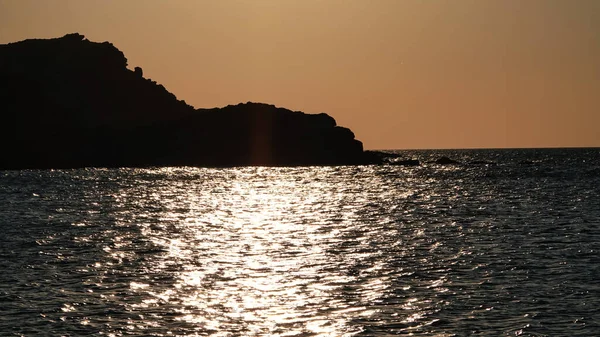 Blick Auf Den Orangen Sonnenuntergang Über Dem Meer Und Den — Stockfoto