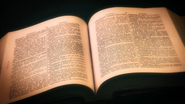 Antik Grekisk Ordbok Med Mjukt Gult Dramatiskt Ljus Utbildning Kunskap — Stockfoto