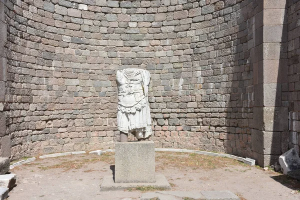 Antik Roma Dönemi Zırhlı Asker Heykeli Bergama Pergamon Zmir Türkiye — Stok fotoğraf