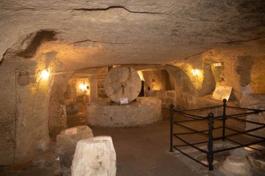 subterranean olive oil press in Gallipoli