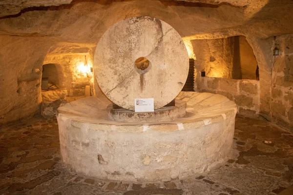 subterranean olive oil press in Gallipoli