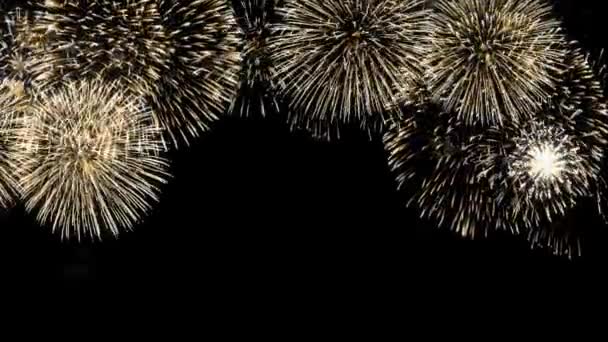 4K Loop fuegos artificiales brillantes con luces bokeh en el cielo nocturno Animación 4k Fondo. — Vídeos de Stock