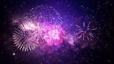4K gerçek renkli havai fişek festivali ulusal bayram, yeni yıl partisi veya kutlama etkinliği boyunca gece gökyüzünde sergilenecek. Parlak havai fişek gösterisi. Havai fişek gösterisi. Bağımsızlık Günü, 4 Temmuz