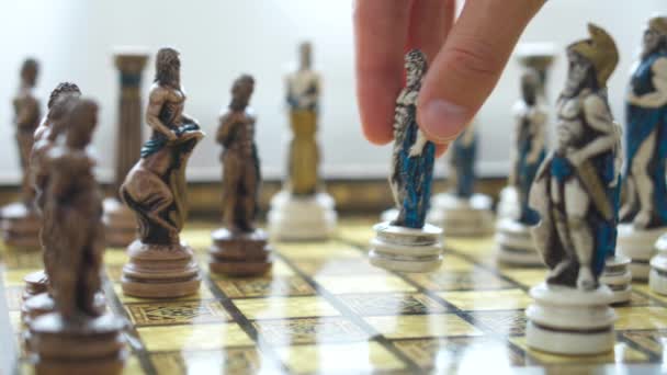 Game Chess Mans Main Fait Mouvement Avec Chevalier Contre Morceau — Video